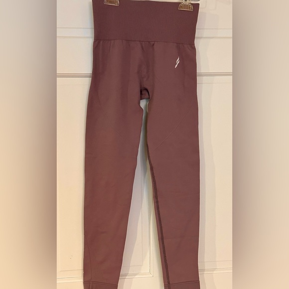 DOYOUEVEN hyper flex seem less leggings dusty rose color Sz M - Picture 3 of 8